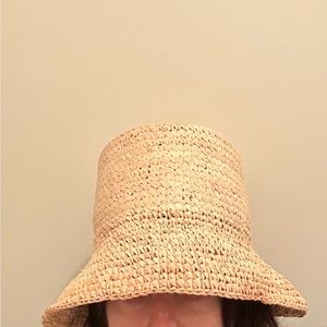 NWOT Janessa Leone Straw Bucket Hat. Size S